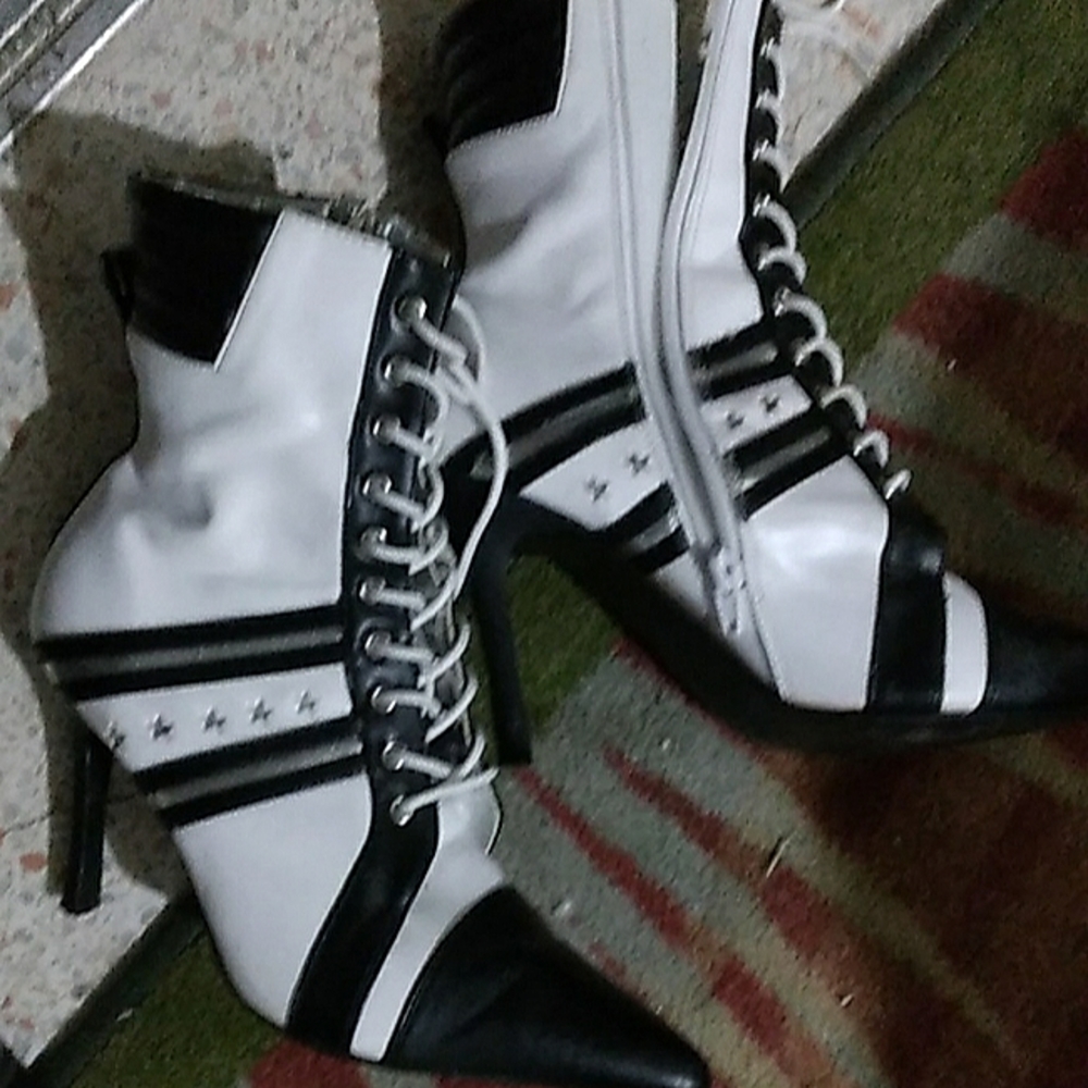 Stiletto boots